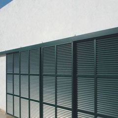 Aluprossc puerta de garaje con persiana