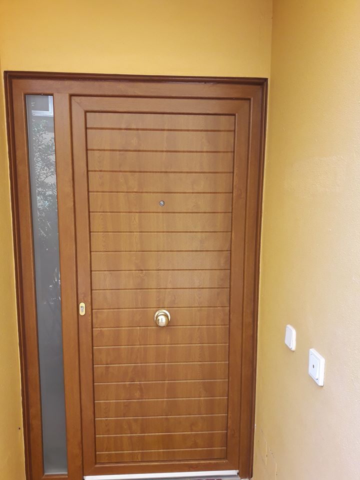 Aluprossc puerta de madera